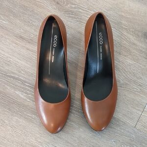 Ecco Brown Leather Heels Classic Pumps